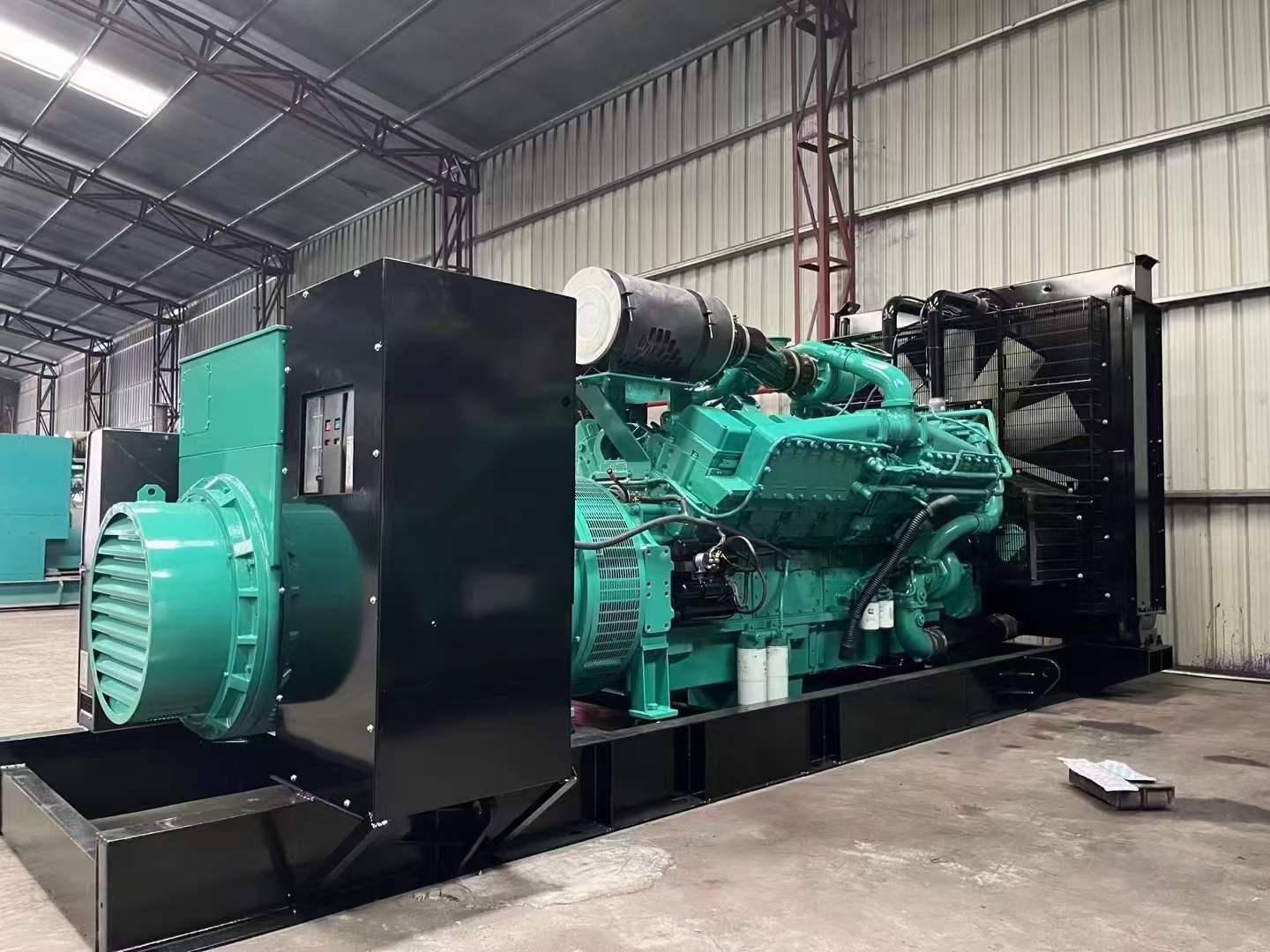 金川如何降低 800kW 柴油发电机输出电流的波动？